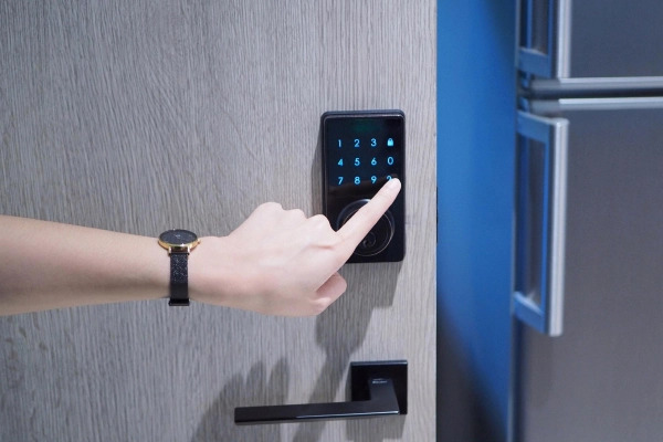 Are High Security Locks Worth It for Beaumont Businesses?